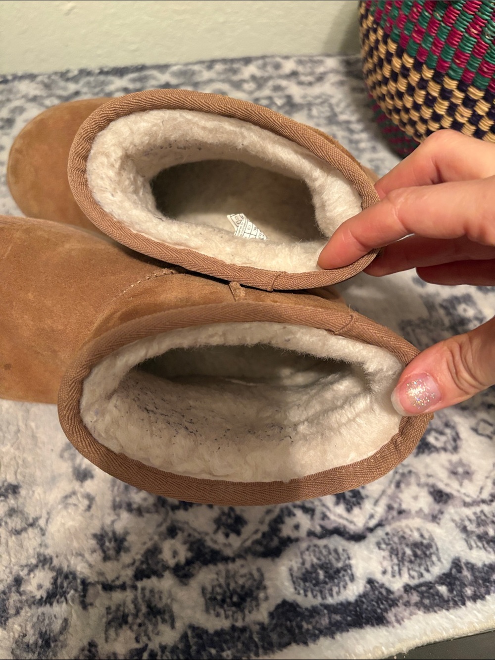 Ugg shoes - Picture 4 of 7